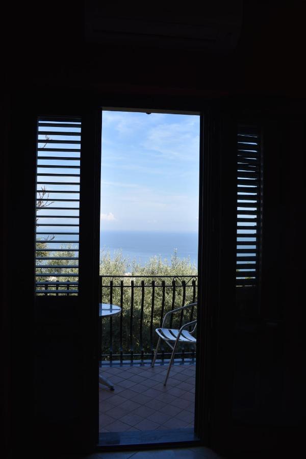 Villa Di Martino Vico Equense Exteriör bild